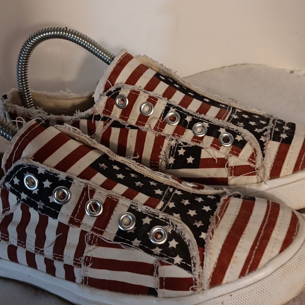 Corkeys Babalu Laceless Patriotic Sneakers - Picture 6 of 7